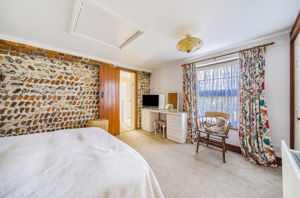 Photo 9- click for photo gallery